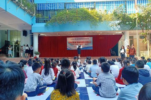 Festival Tiếng Anh - Ngày hội Tiếng Anh lần thứ 2 của trường Tiểu học Nguyễn Tri Phương