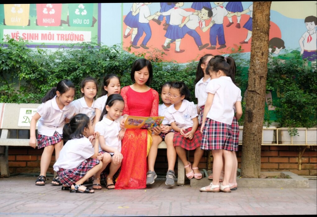 Ngọc Huyền - một cô giáo đầy nhiệt huyết với những "sinh viên" lớp 1