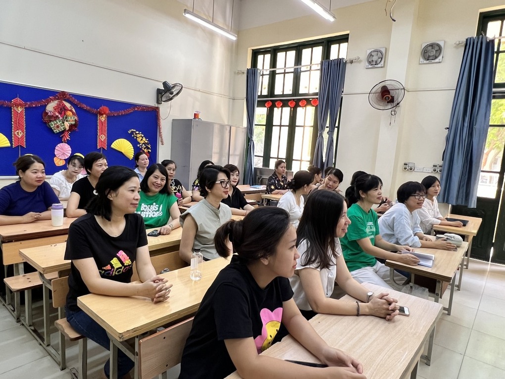 Trường Tiểu học Nguyễn Tri Phương tiếp tục tham gia "Lớp Bồi dưỡng Chính trị hè năm 2023"