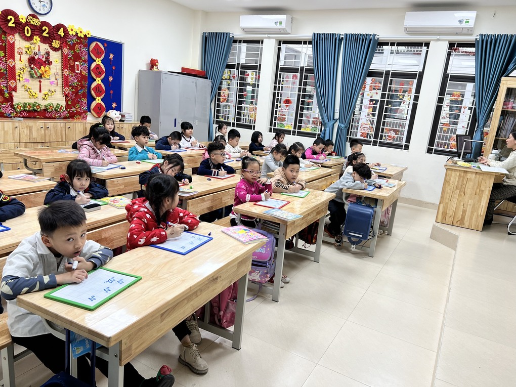 Triển khai công tác phòng chống rét cho học sinh tại trường Tiểu học Nguyễn Tri Phương